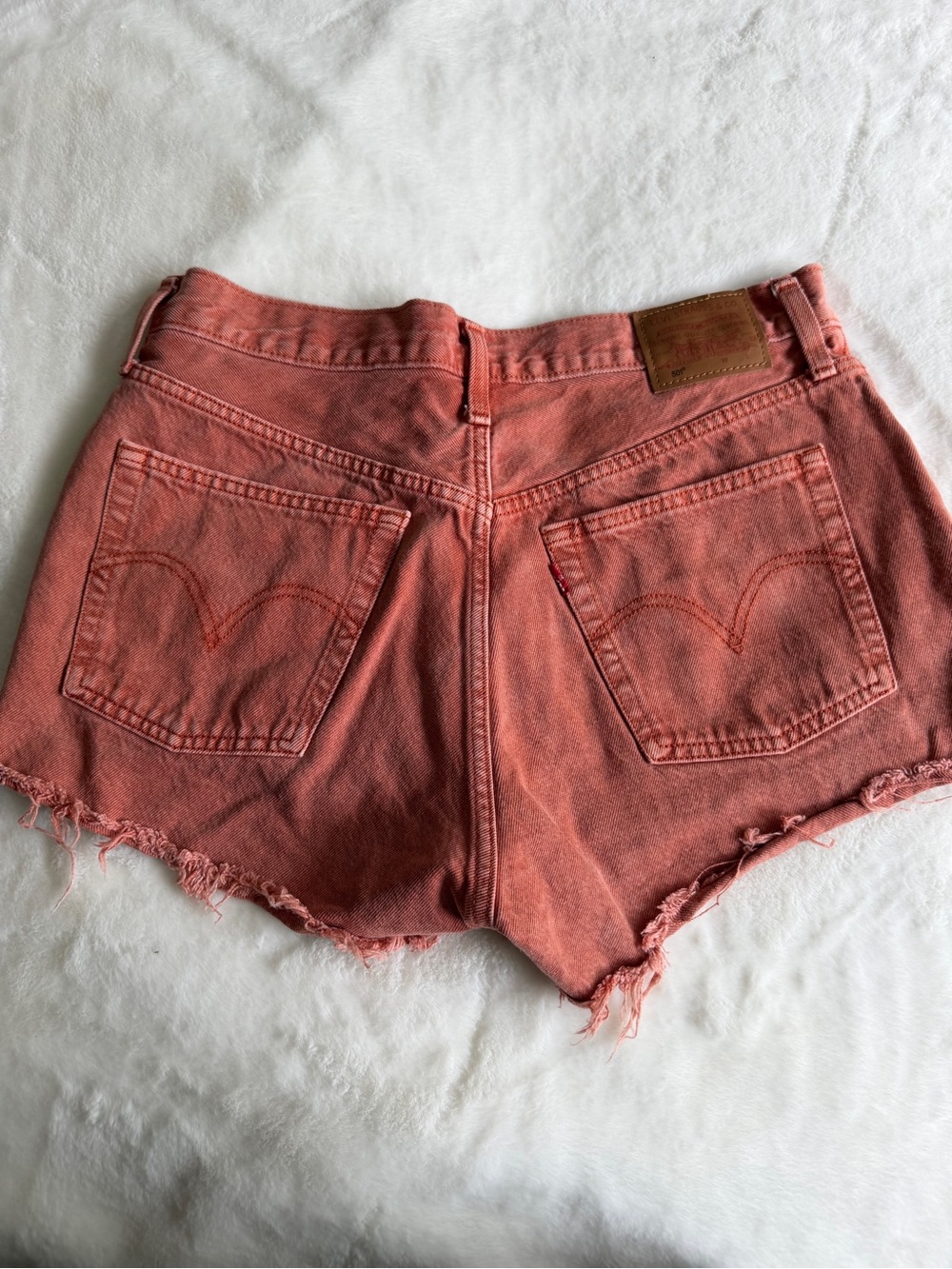 Levi’s 501 Denim Shorts Salmon Pink Size 30 - Picture 5 of 10